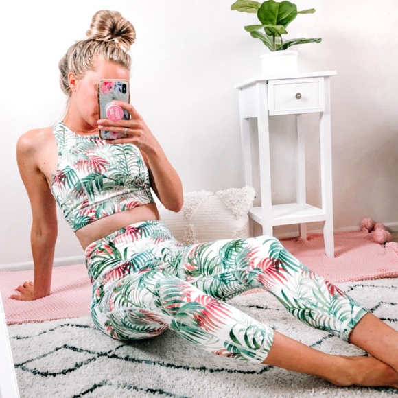 Tropical Leaves Palm Print Workout Leggings - Picture 3 of 6